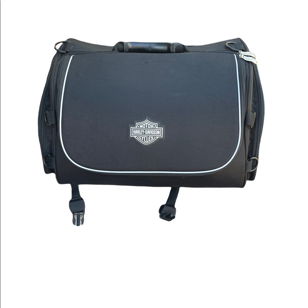 Harley Davidson Tail Bag and Rain Cover - Picture 3 of 16